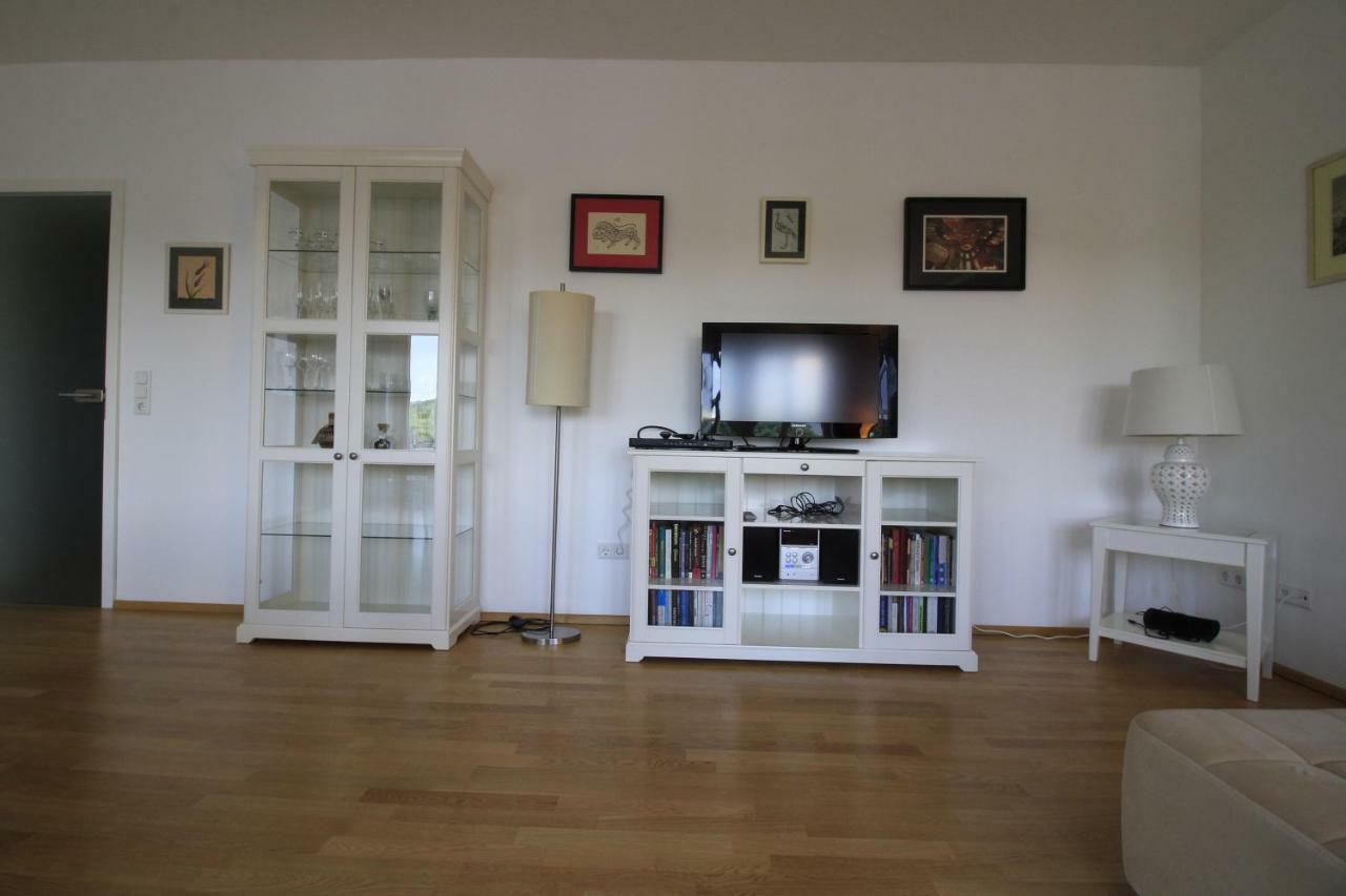 Luxury City Apartment - View Of River And Castle Wurtzbourg Extérieur photo